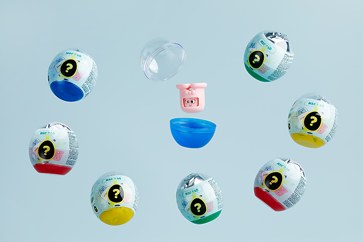 Креативная игрушка в шаре «Mao Bao»