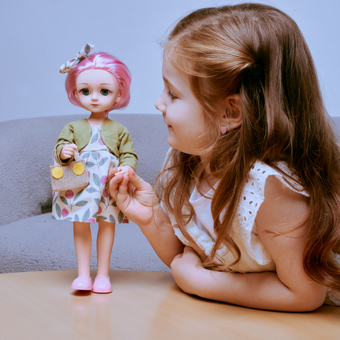 Кукла с меняющими цвет волосами